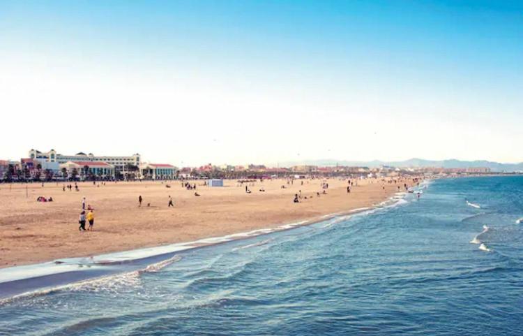 Lovely Apartment Near Beach & Science City Valencia Eksteriør billede